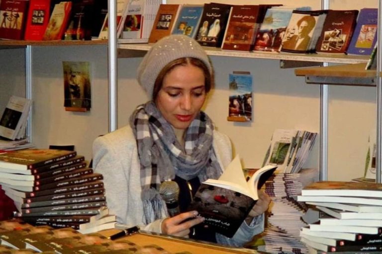أتنازل عن حقي في المساواة أيها العالم الأحمق – فاطمة البوعناني آن فلوس